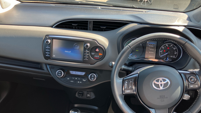 Toyota Yaris 1.5 Hybrid Icon 5dr CVT Hybrid Hatchback